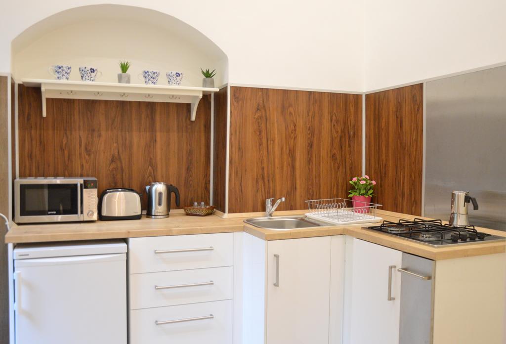 Friendly Apartment In Center Budapest Esterno foto