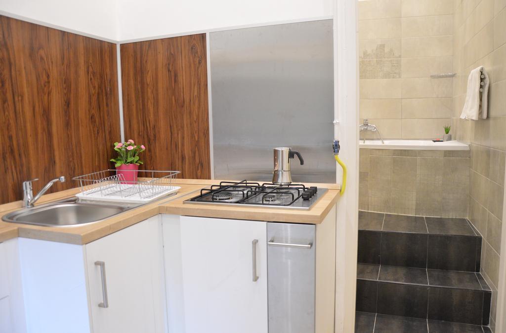 Friendly Apartment In Center Budapest Esterno foto